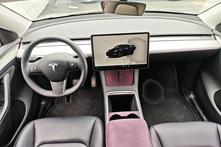 Tesla Model Y 2024 #10 Tesla Model Y 2024 car image #10