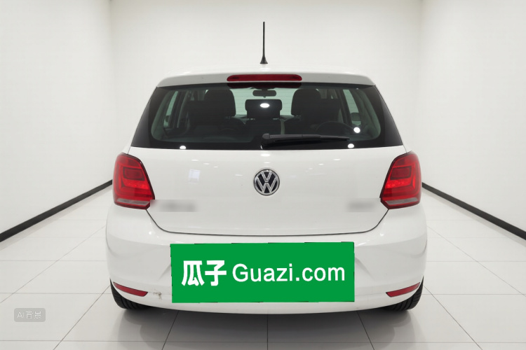 Volkswagen Polo 2015 car image #6