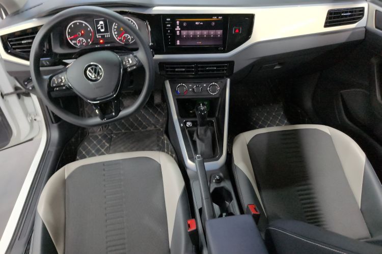 Volkswagen Polo 2022 صورة سيارة #10