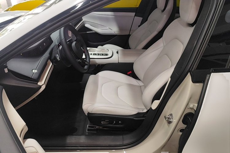 MI SU7 2024 изображение автомобиля #15