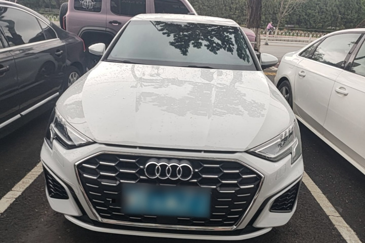 Audi A3 2024 car image #3
