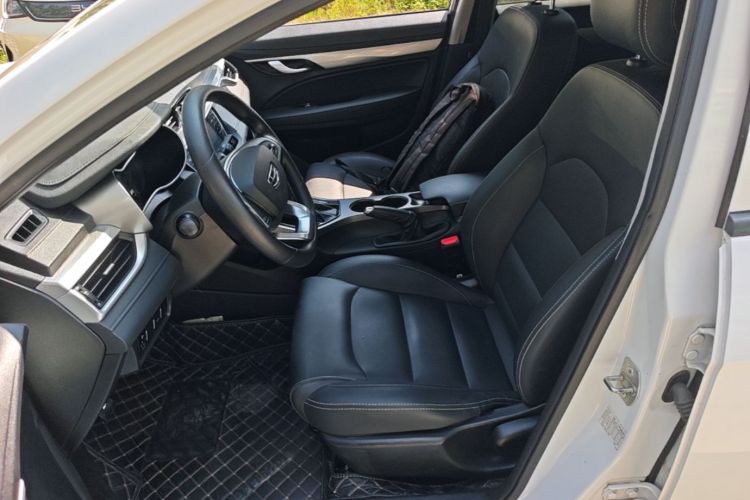GEELY Emgrand 2020 #15 GEELY Emgrand 2020 imagen de coche #15