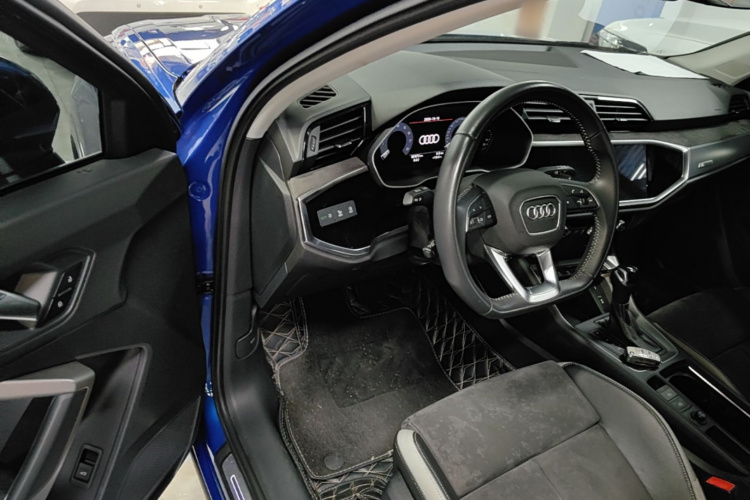 Audi Q3 2020 #16 Audi Q3 2020 изображение автомобиля #16