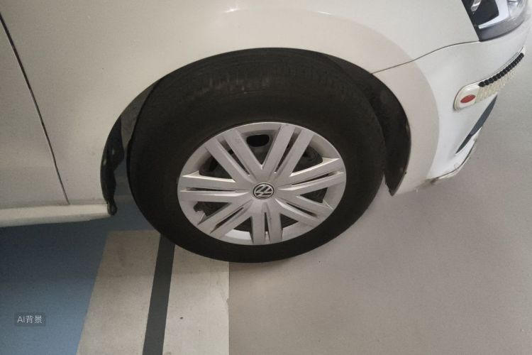 Volkswagen Polo 2018 car image #9