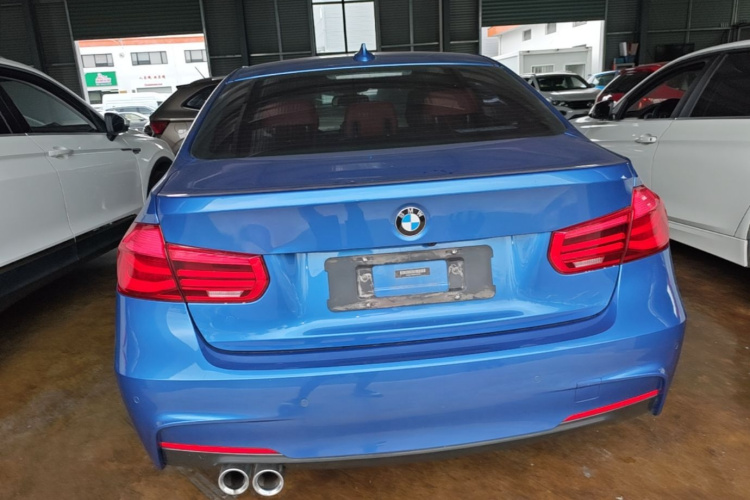 BMW 3 Series 2019 #6 BMW 3 Series 2019 car image #6