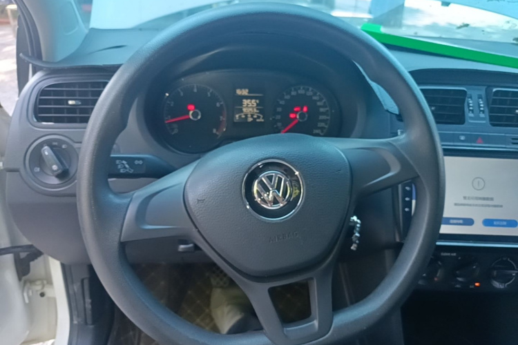 Volkswagen Polo 2018 #15 Volkswagen Polo 2018 car image #15