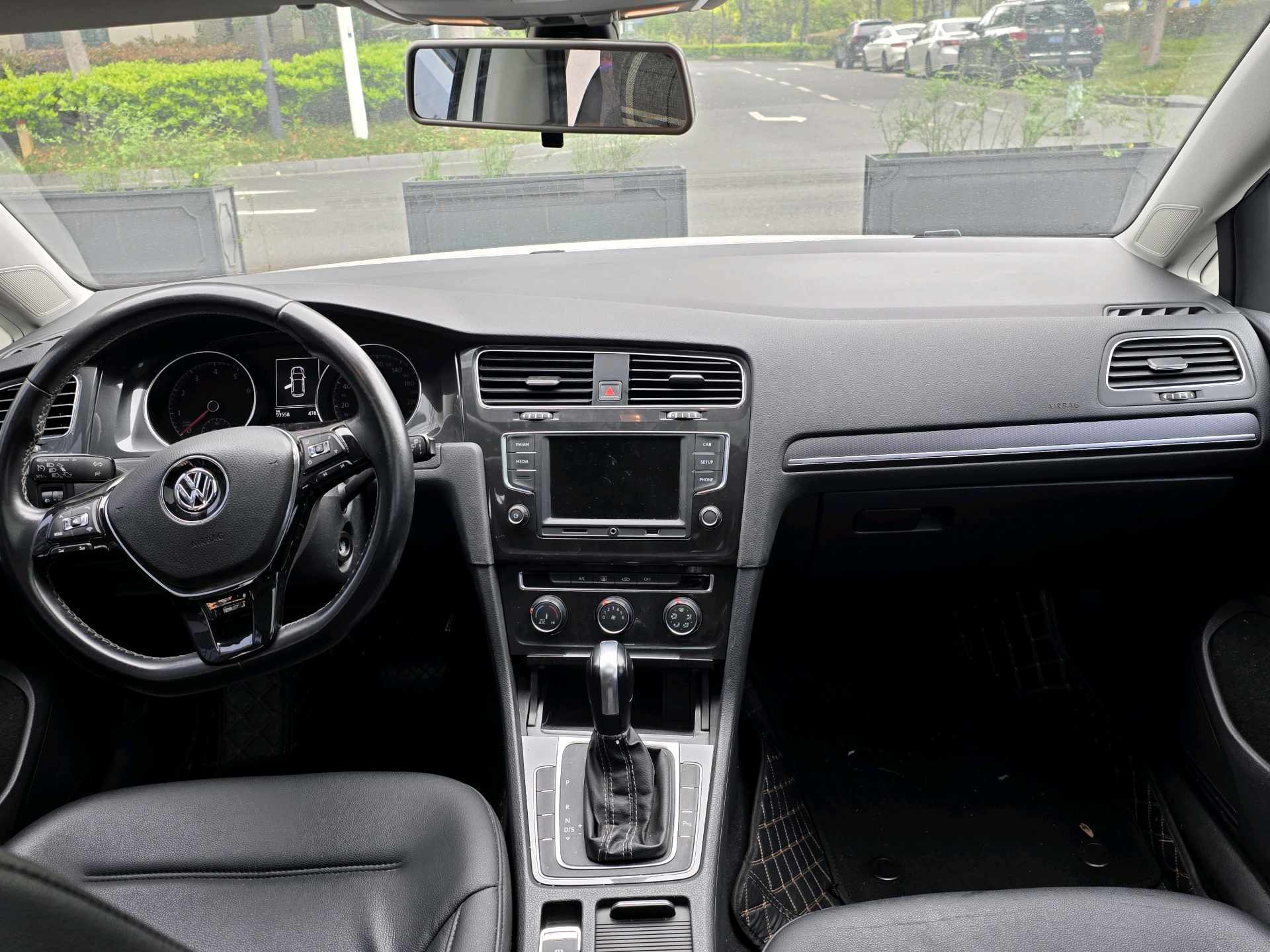 Volkswagen Golf 2017 صورة سيارة #9