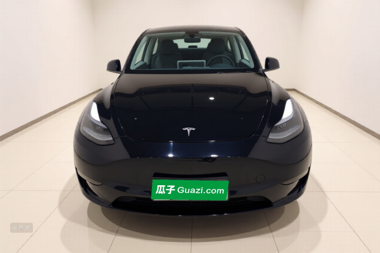 Tesla Model Y 2023 #3 Tesla Model Y 2023 car image #3