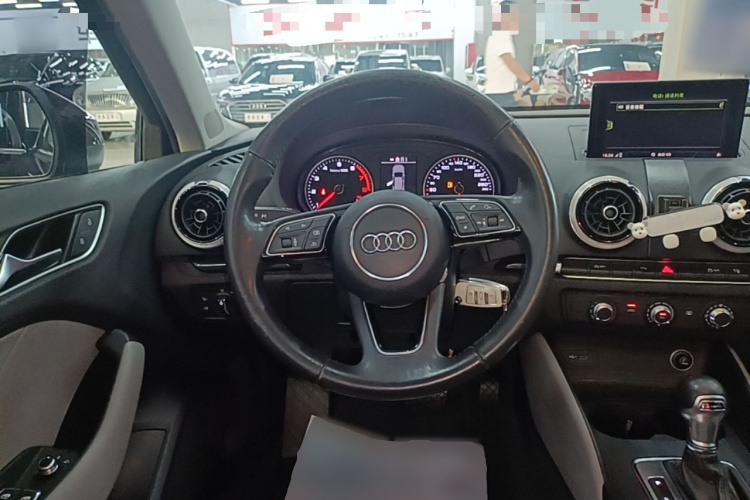 Audi A3 2017 immagine di auto #15