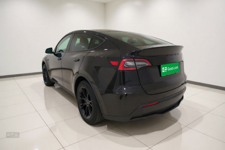 Tesla Model Y 2022 #5 Tesla Model Y 2022 immagine di auto #5
