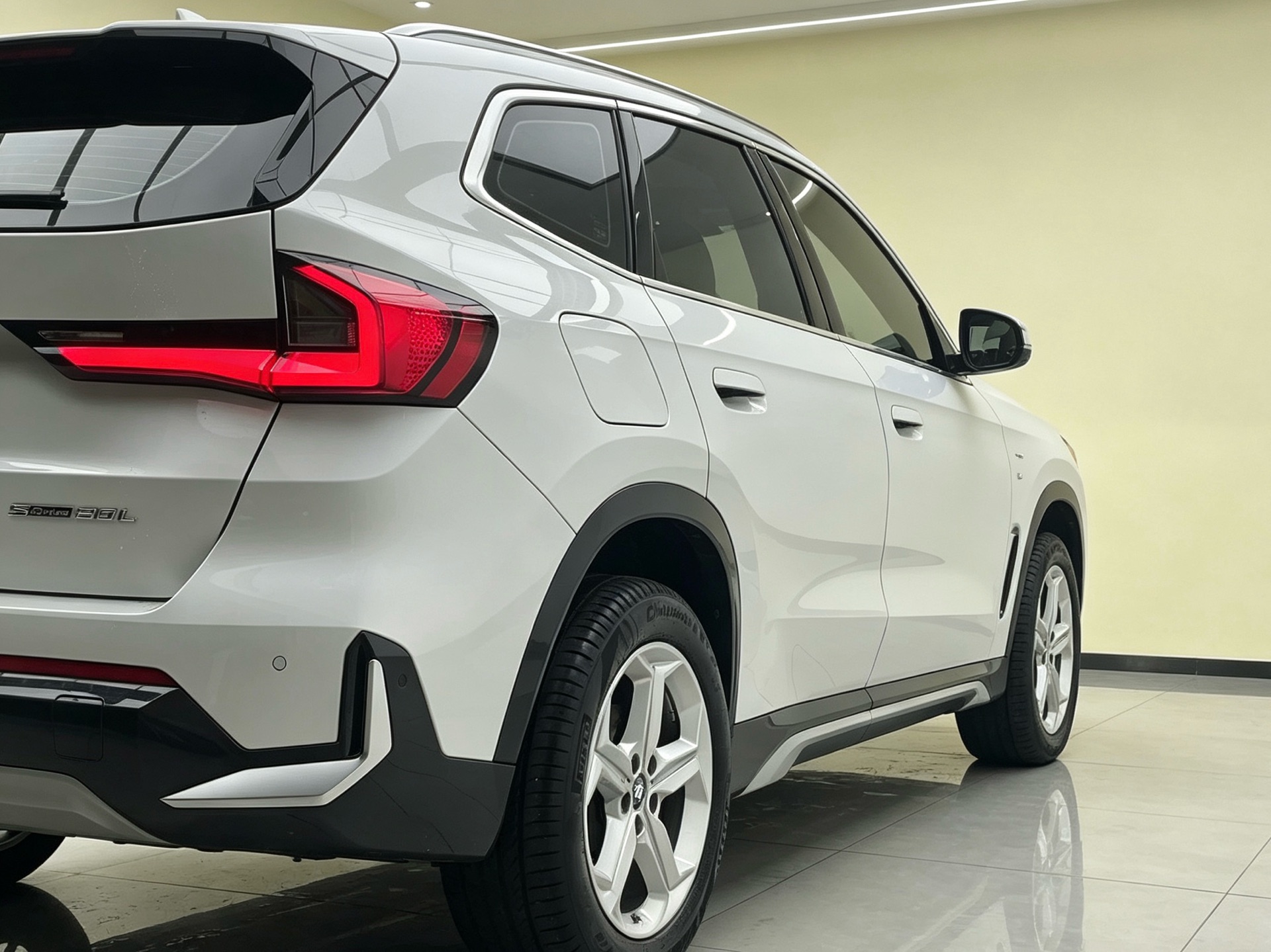 BMW X1 2023 #2 BMW X1 2023 car image #2