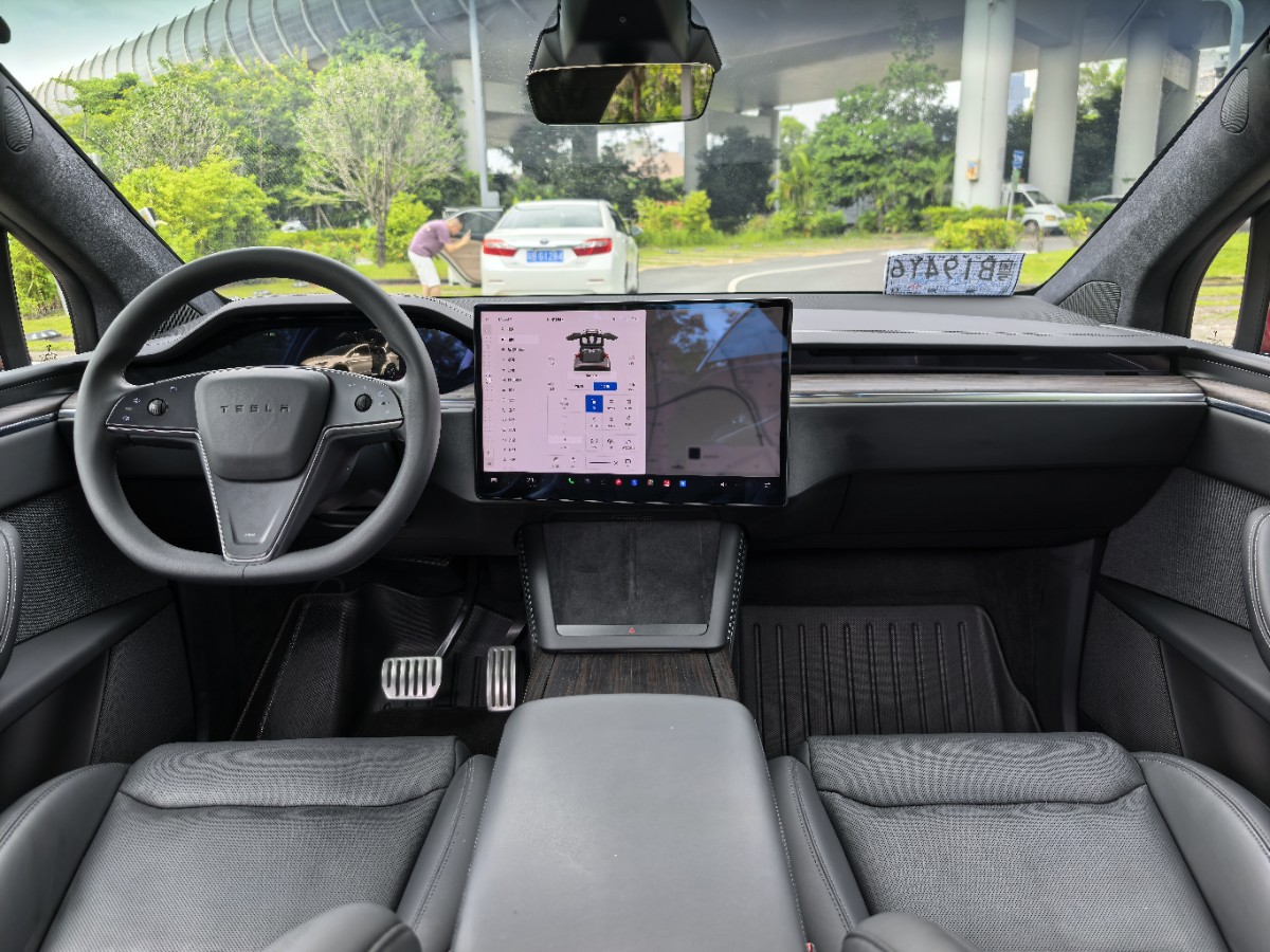 Tesla Model X 2023 car image #6