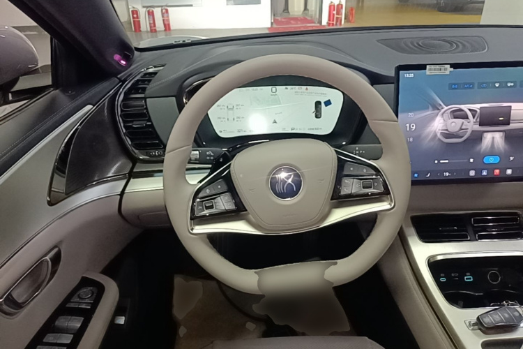 2026 #11 2026 изображение автомобиля #11