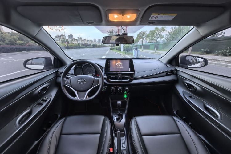 Toyota Vios 2023 imagem de carro #13