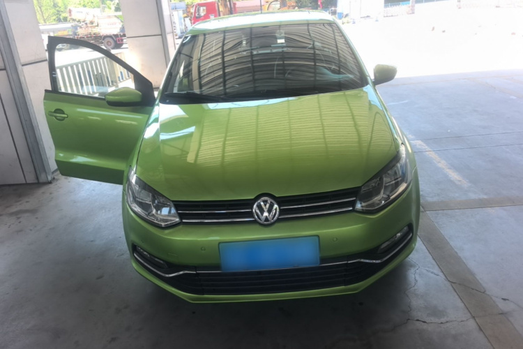 Volkswagen Polo 2015 #3 Volkswagen Polo 2015 car image #3