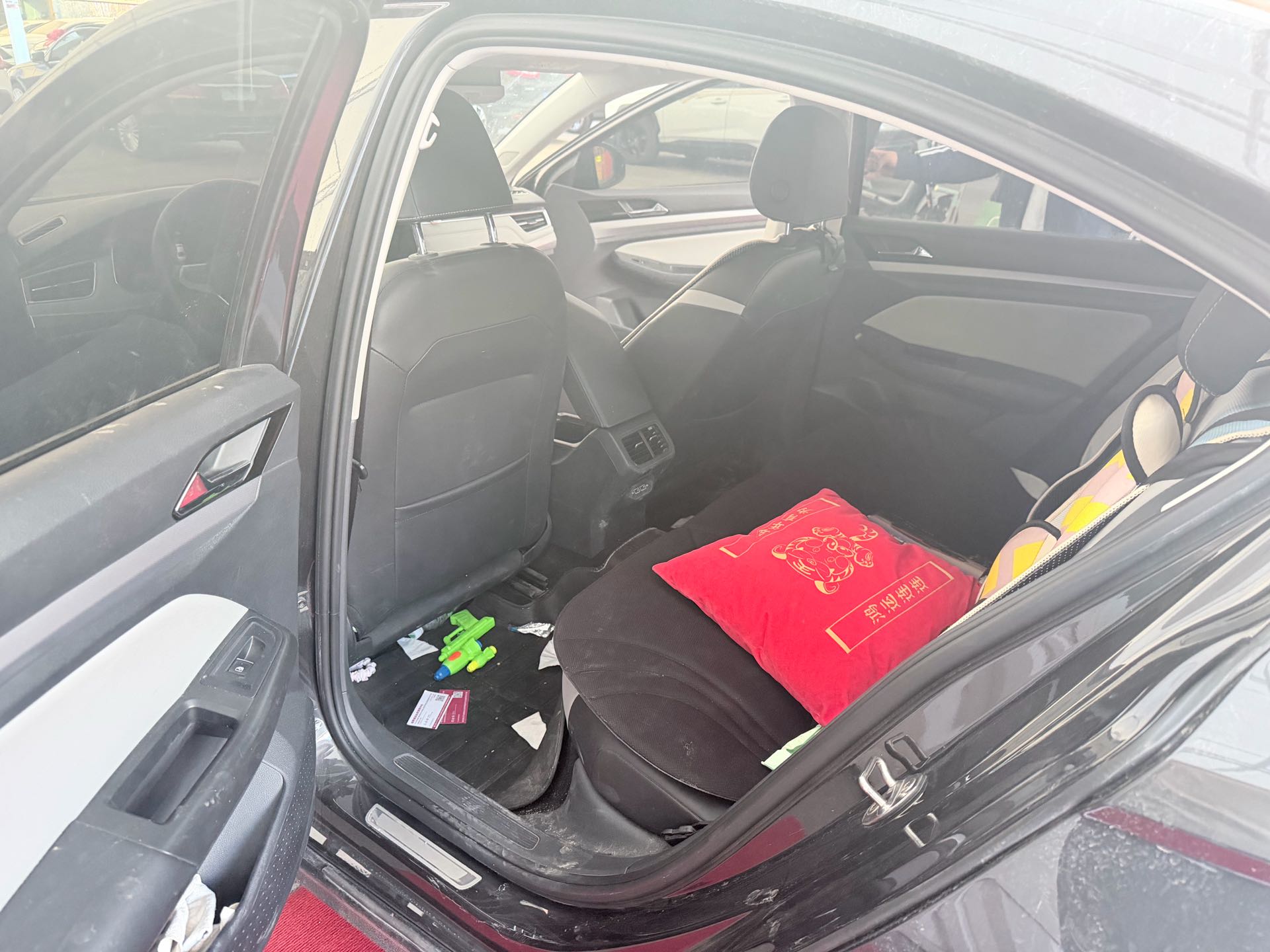 2023 immagine di auto #3