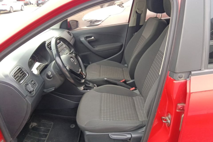 Volkswagen Polo 2016 #19 Volkswagen Polo 2016 car image #19
