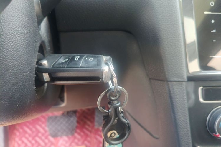 Volkswagen Golf 2020 صورة سيارة #9