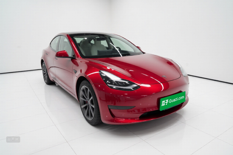 Tesla Model 3 2020 car image #4