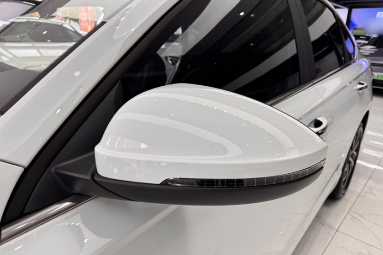 Volkswagen Lavida 2024 car image #4