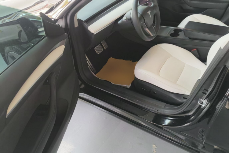 Tesla Model 3 2023 #16 Tesla Model 3 2023 car image #16