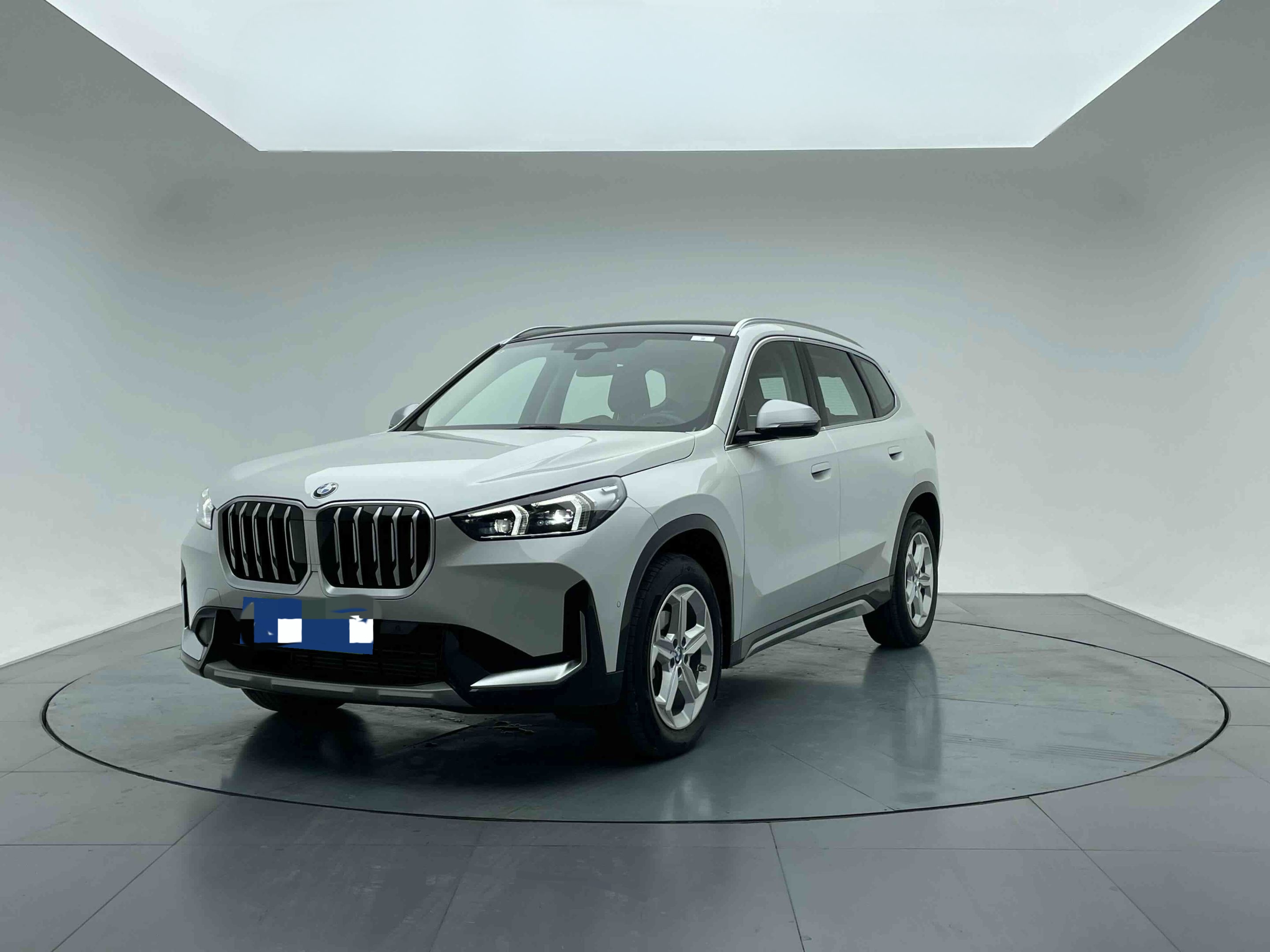 BMW X1 2024 BMW X1 2024 car image
