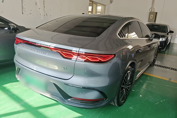 BYD Han 2023 car image #7