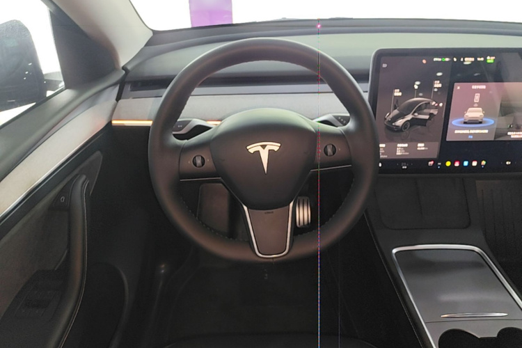 Tesla Model Y 2024 #11 Tesla Model Y 2024 car image #11