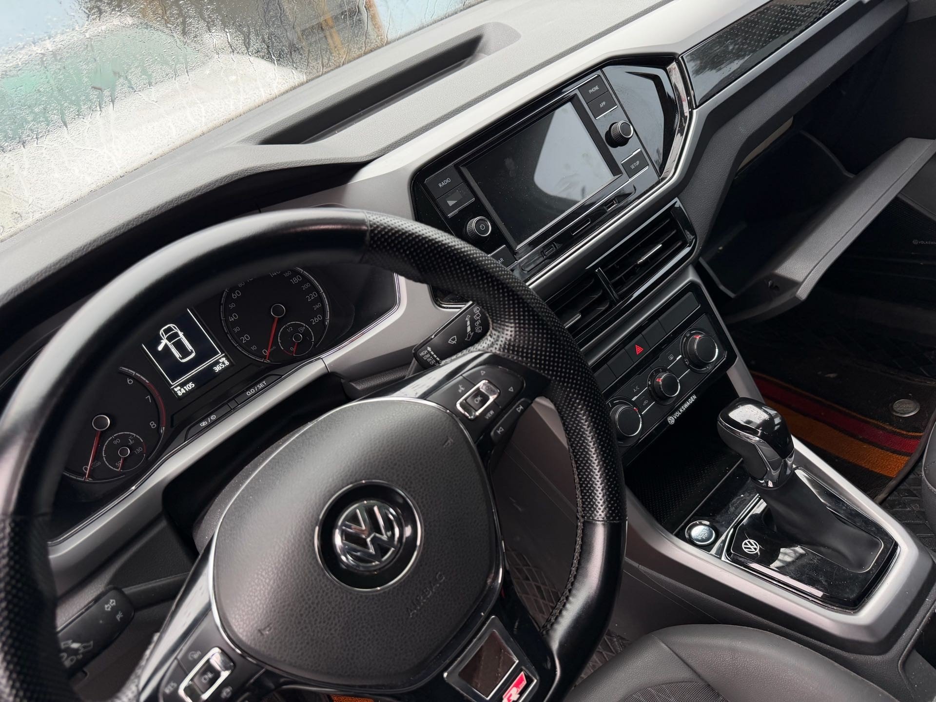 Volkswagen T-Cross 2021 immagine di auto #5