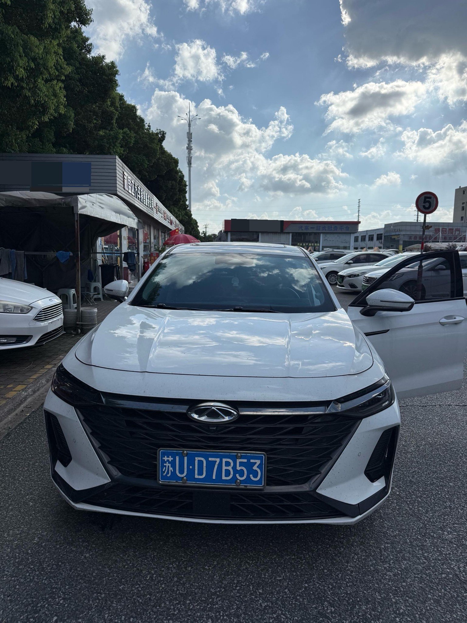 Chery Arrizo 8 2023 car image #2