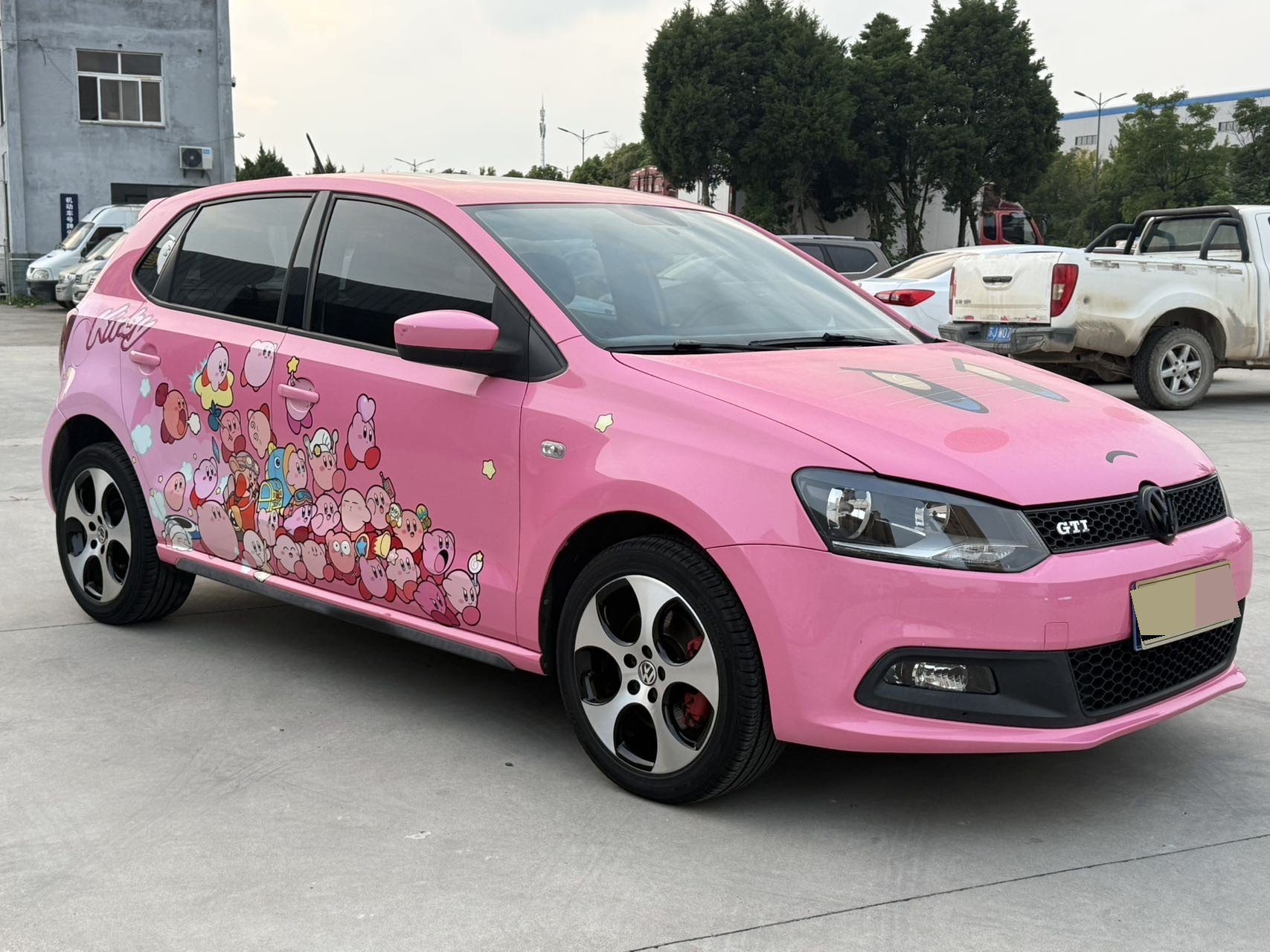 2014 car image #3