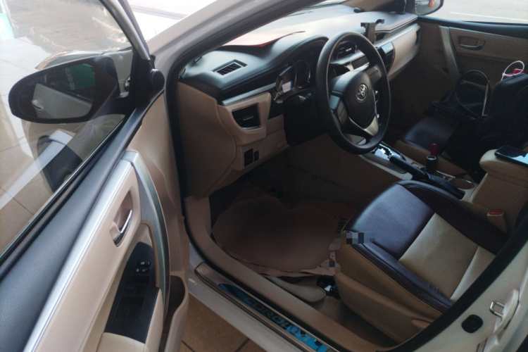 Toyota Corolla 2017 car image #12