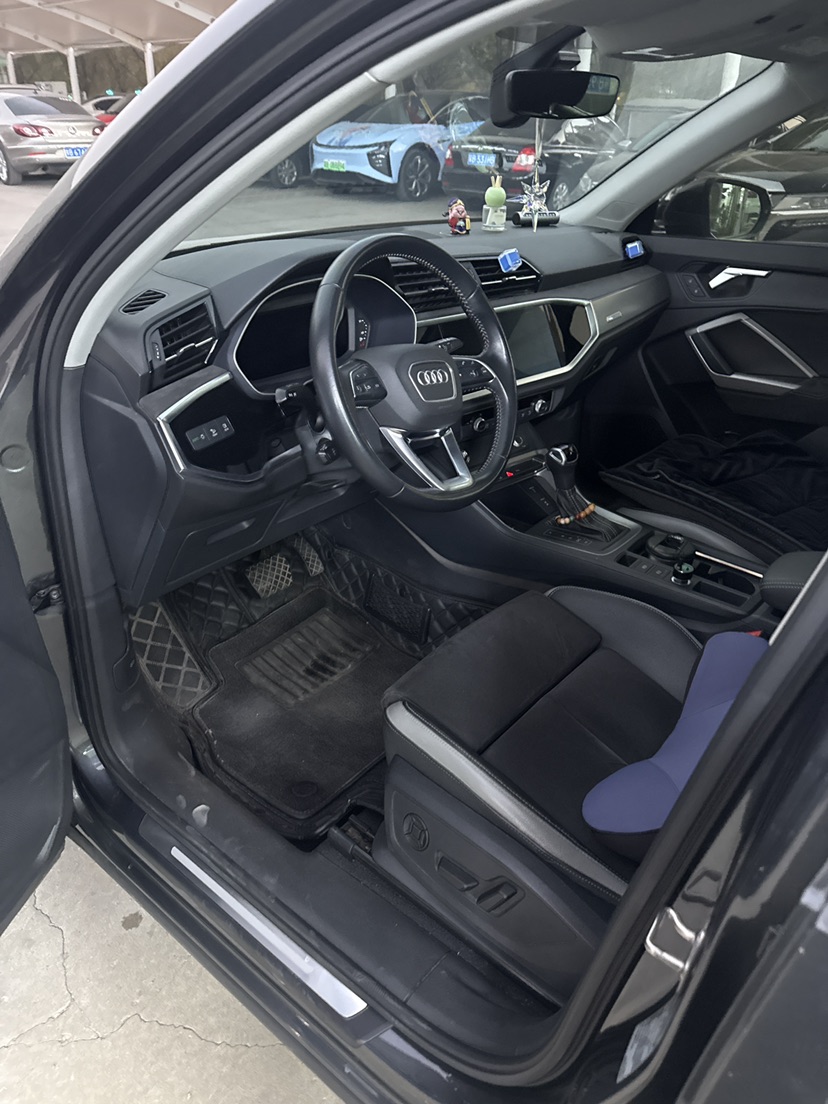 Audi Q3 2021 #2 Audi Q3 2021 immagine di auto #2