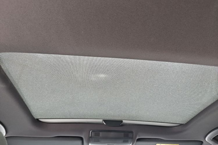Volkswagen Golf 2017 car image #20