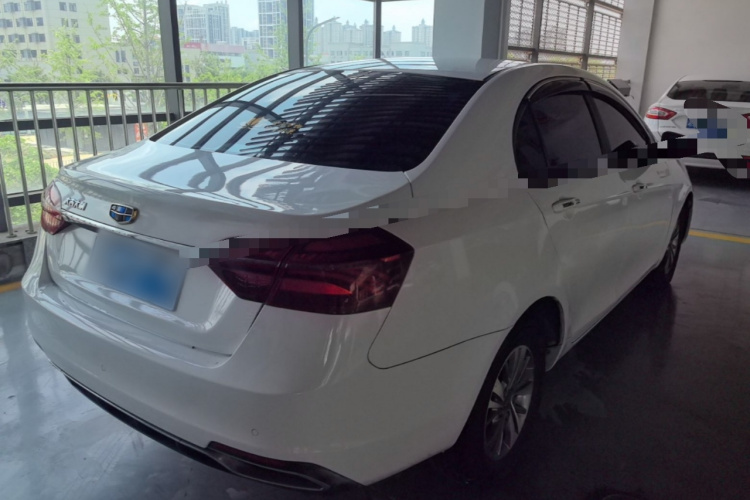 GEELY Emgrand 2018 car image #7