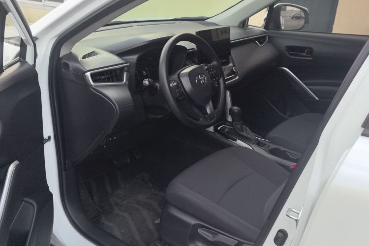 Toyota Corolla Cross 2023 #12 Toyota Corolla Cross 2023 صورة سيارة #12