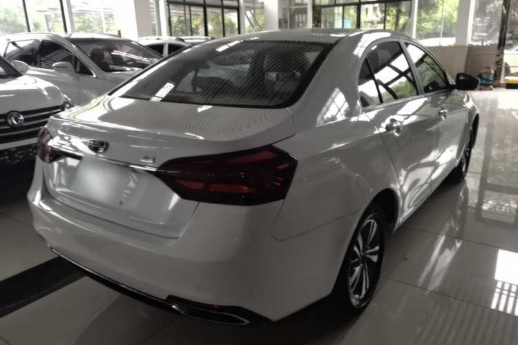GEELY Emgrand 2018 immagine di auto #7