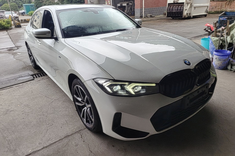 BMW 3 Series 2023 #6 BMW 3 Series 2023 car image #6