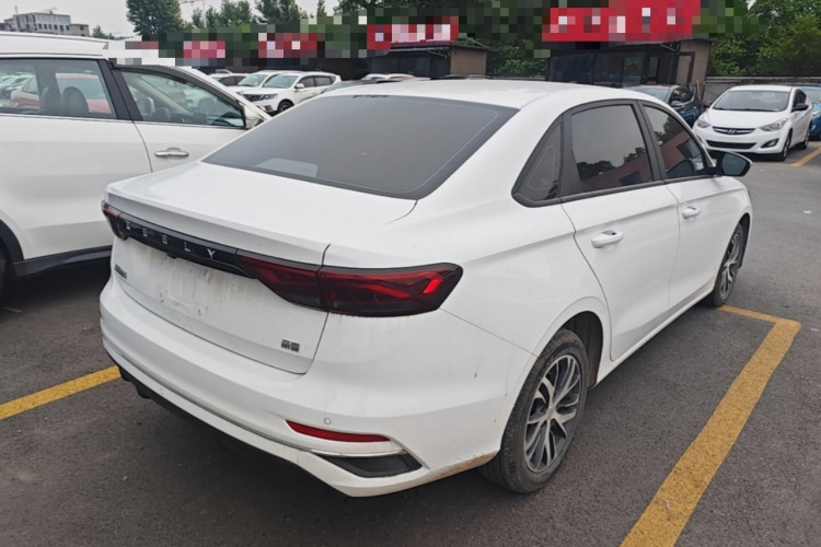GEELY Emgrand 2024 car image #5