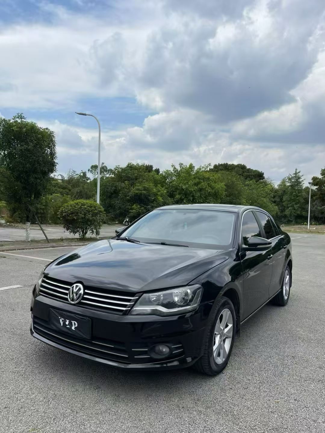 Volkswagen Bora 2014 car image 