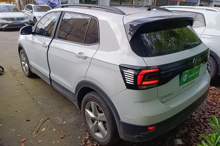 Volkswagen T-Cross 2023 #7 Volkswagen T-Cross 2023 car image #7