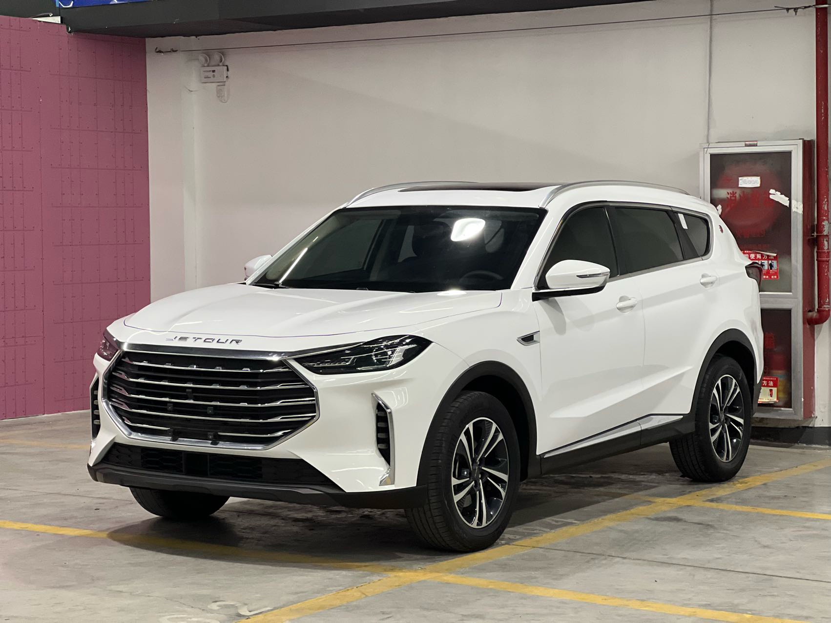 Jetour X70 PLUS 2022 Jetour X70 PLUS 2022 car image