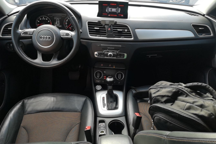 Audi Q3 2019 #10 Audi Q3 2019 car image #10
