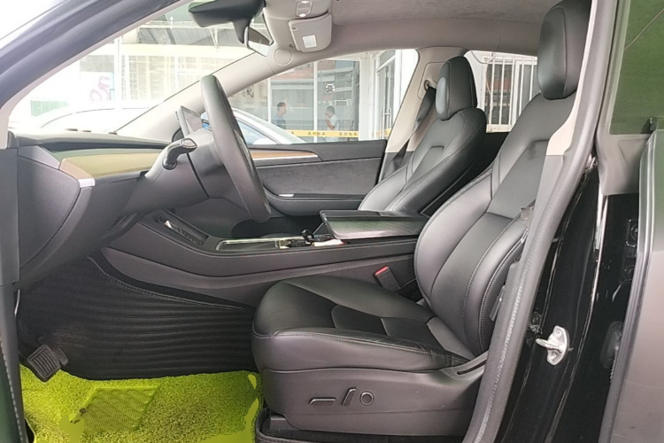 Tesla Model Y 2022 #19 Tesla Model Y 2022 car image #19