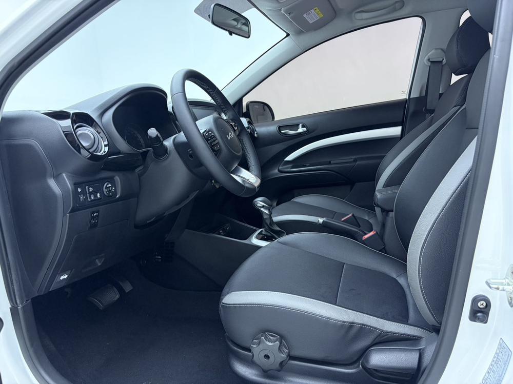 2023 car image #14