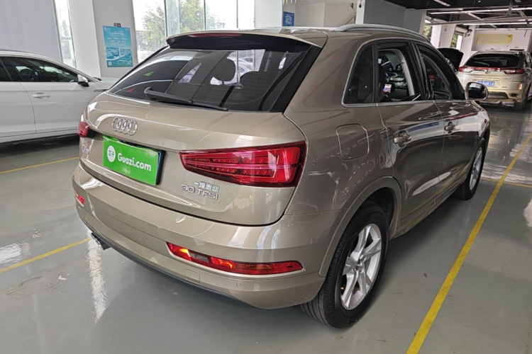 Audi Q3 2018 #7 Audi Q3 2018 car image #7