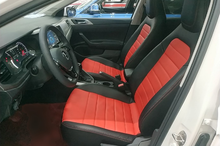 Volkswagen Polo 2020 car image #19