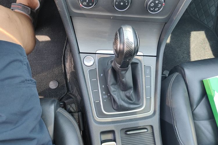 Volkswagen Golf 2015 #14 Volkswagen Golf 2015 car image #14