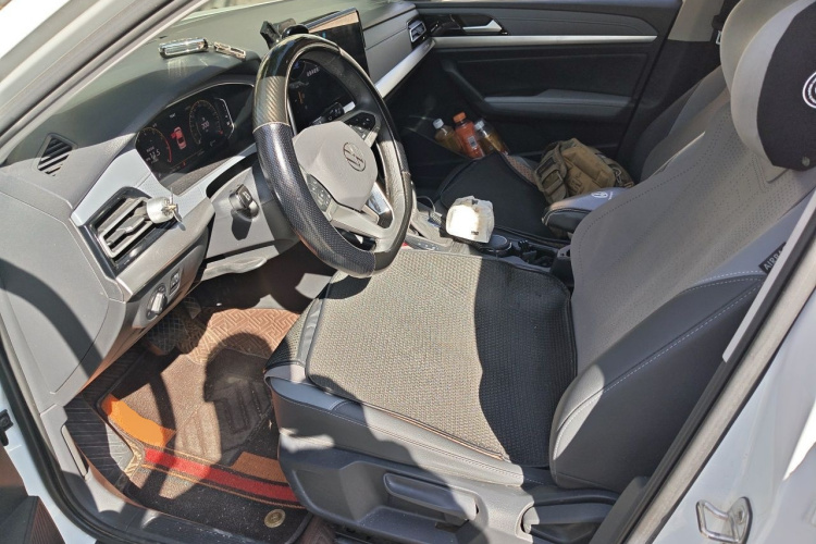 Volkswagen Lavida 2023 immagine di auto #15