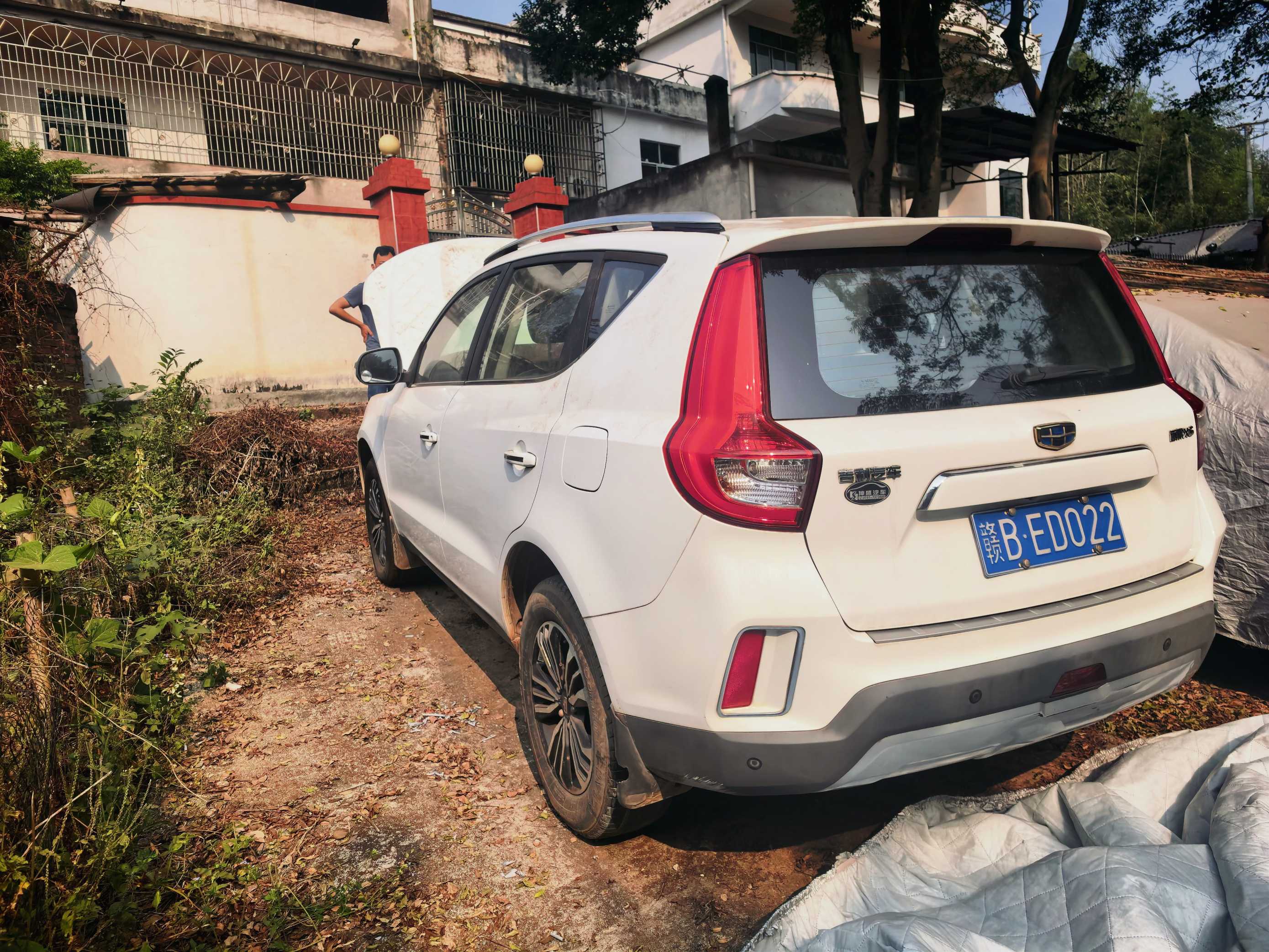 GEELY Vision X6 2018 صورة سيارة #5